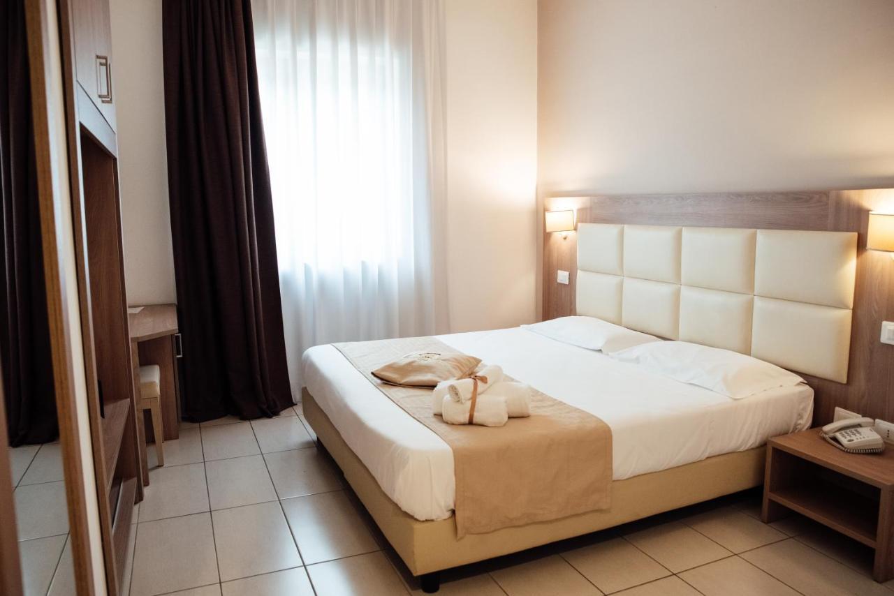 Hotel St. Giorgio Castel San Giorgio Eksteriør billede